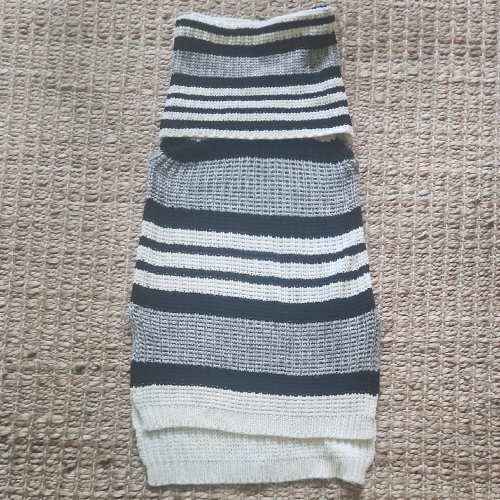 Poof! Gray and White Striped Turtlekneck Sweater Sleeveless Classy High Lo Tunic